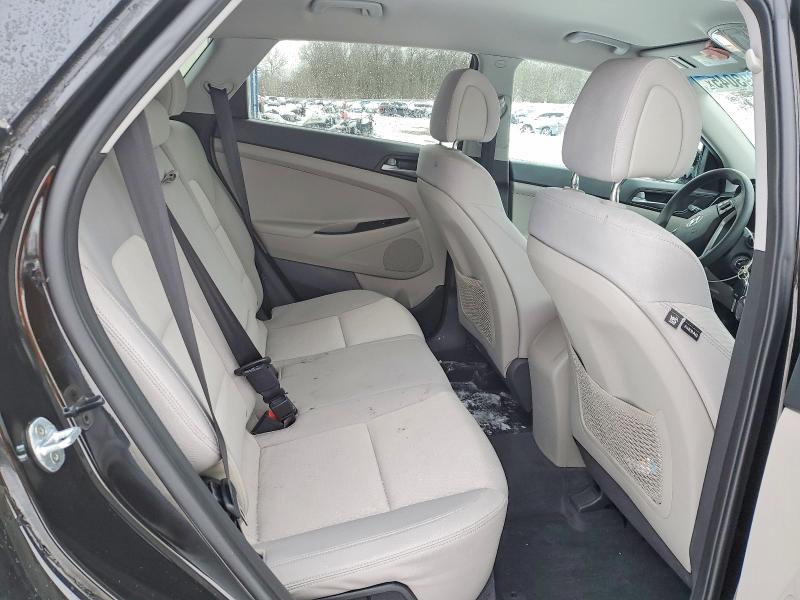 Photo 11 from auction – 2017 HYUNDAI TUCSON LIM with VIN KM8J3CA44HU303376