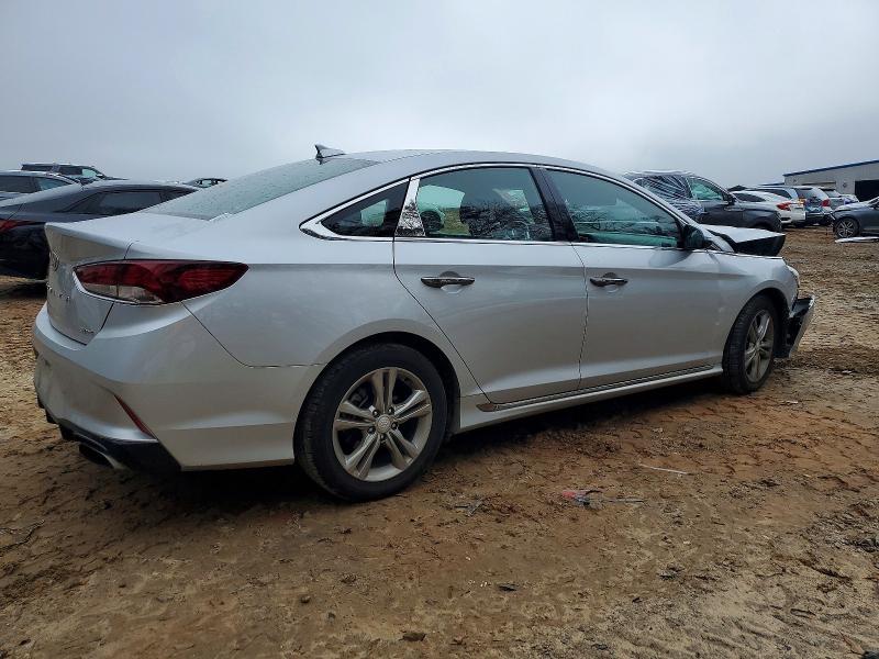 Photo 3 from auction – 2019 HYUNDAI SONATA LIM with VIN 5NPE34AF9KH798947