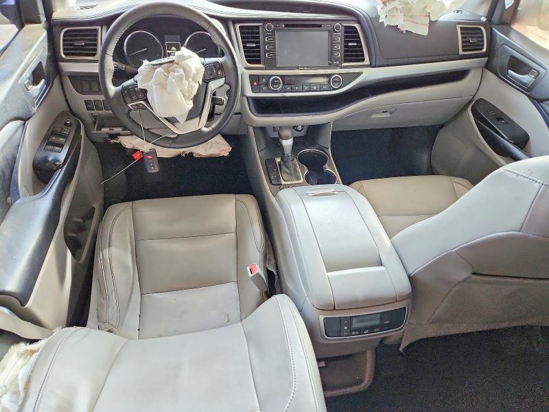 Photo 8 from auction – 2015 TOYOTA HIGHLANDER with VIN 5TDKKRFH7FS108691