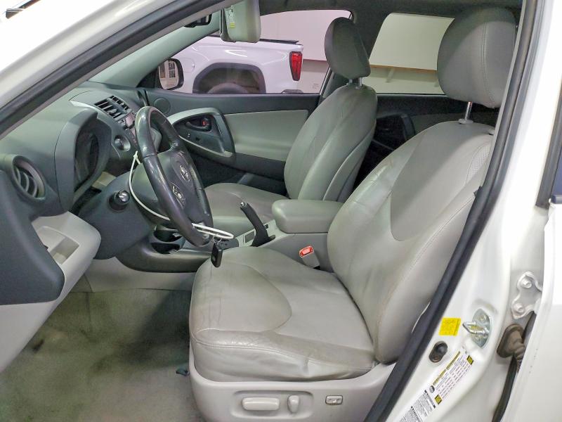 Photo 7 from auction – 2011 TOYOTA RAV4 LIMIT with VIN 2T3DF4DV9BW136364