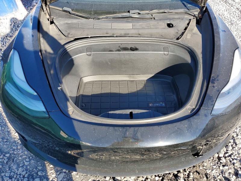 Photo 11 from auction – 2018 TESLA MODEL 3 with VIN 5YJ3E1EB3JF116441