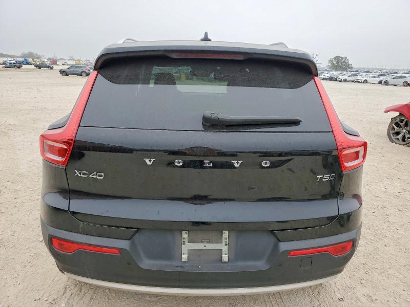 Photo 6 from auction – 2019 VOLVO XC40 T5 MO with VIN YV4162UKXK2059765