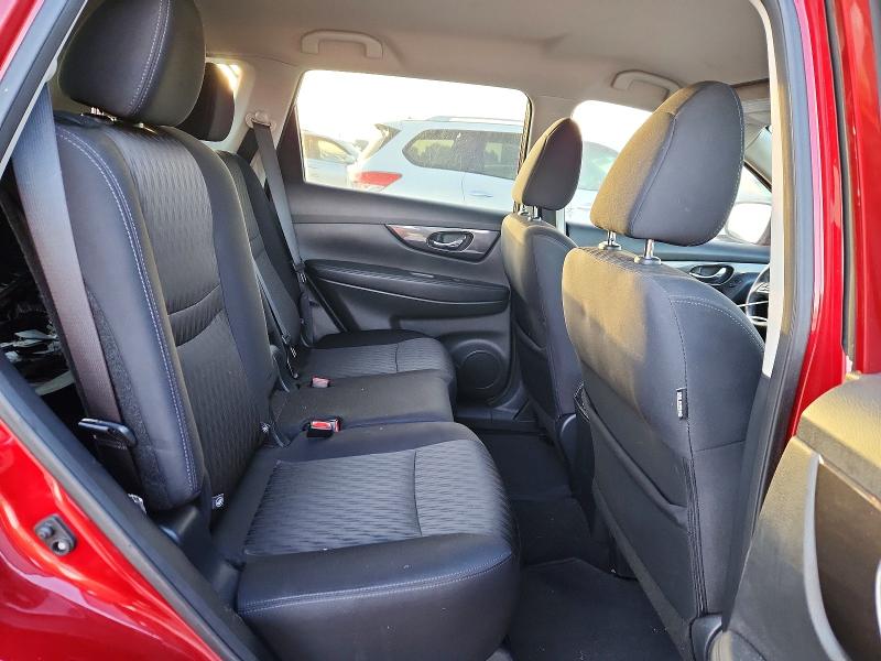 Photo 11 from auction – 2018 NISSAN ROGUE S with VIN 5N1AT2MT8JC843029