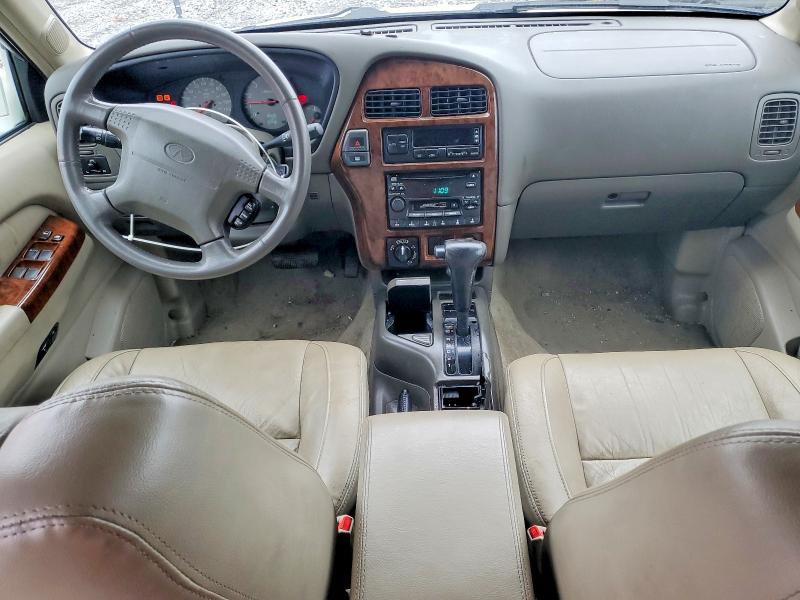 Photo 8 from auction – 1999 INFINITI QX4 with VIN JNRAR07Y0XW068831