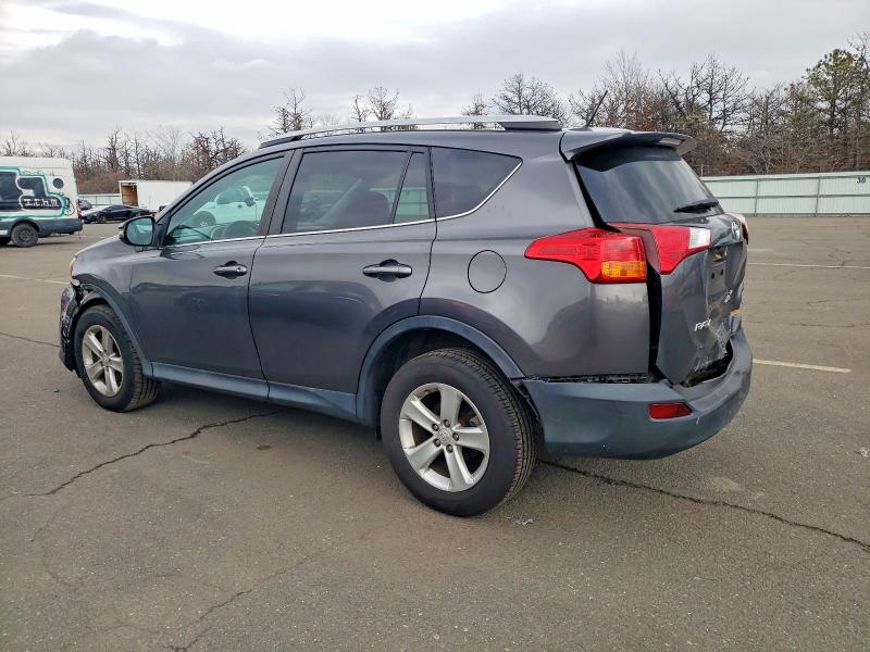 Photo 2 from auction – 2014 TOYOTA RAV4 XLE with VIN 2T3RFREV0EW198659