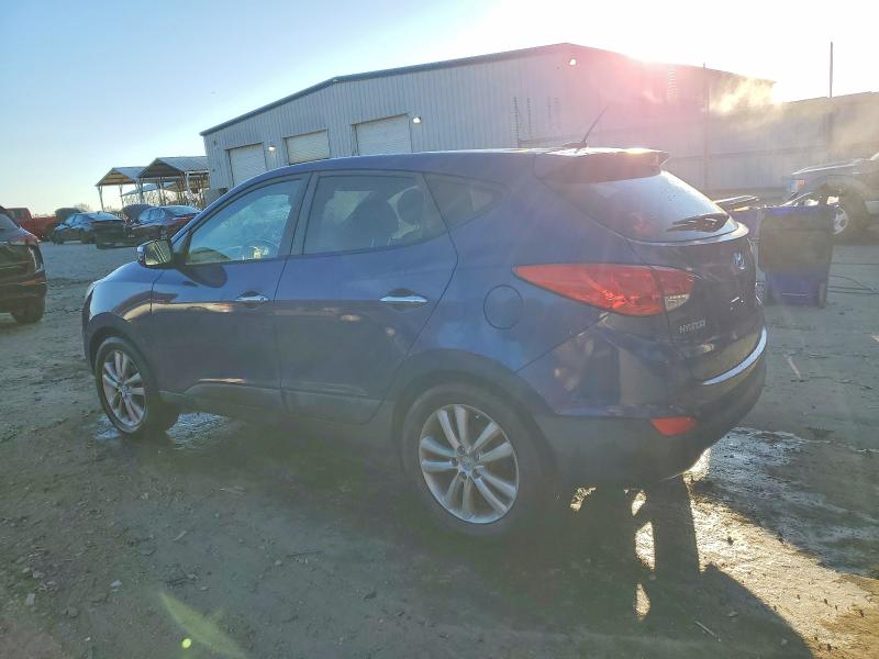 Photo 2 from auction – 2011 HYUNDAI TUCSON with VIN KM8JU3AC2BU147527