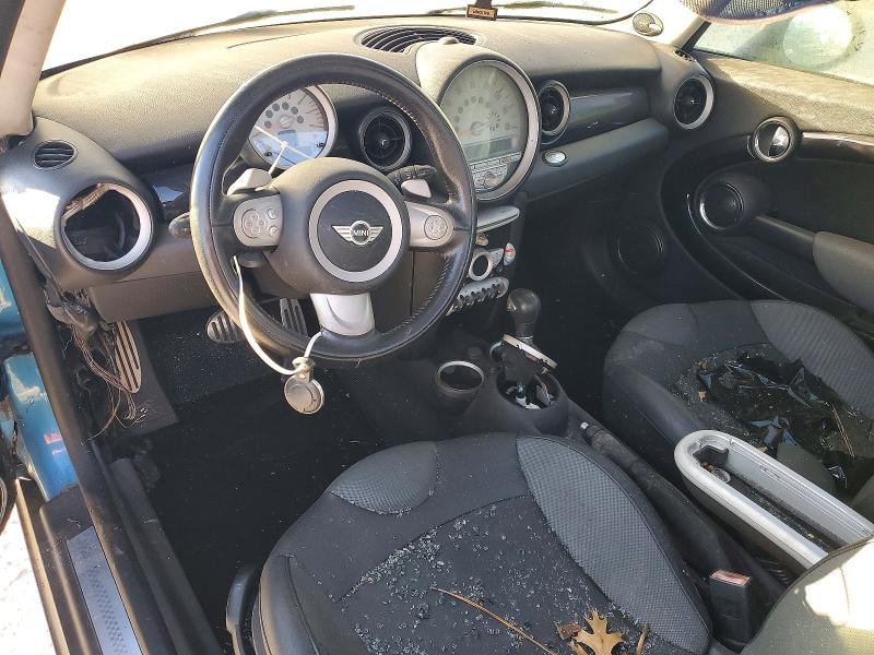 Photo 8 from auction – 2010 MINI COOPER S with VIN WMWMF7C50ATZ71092