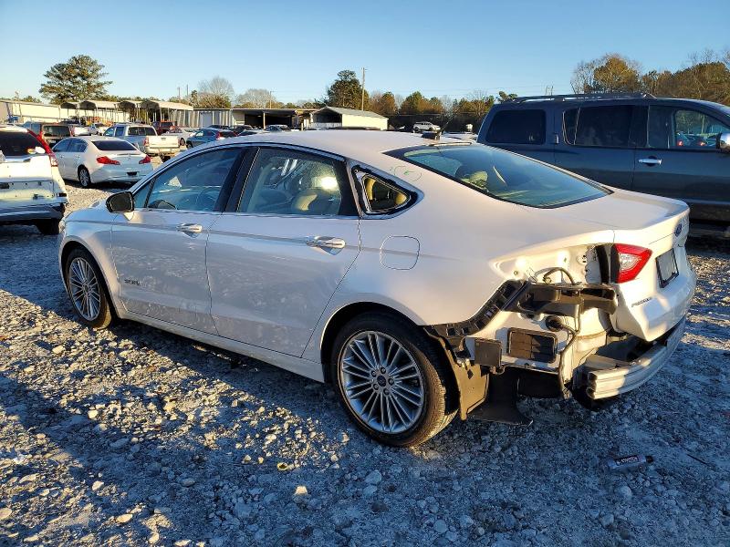 Photo 2 from auction – 2014 FORD FUSION with VIN 3FA6P0LU4ER363192