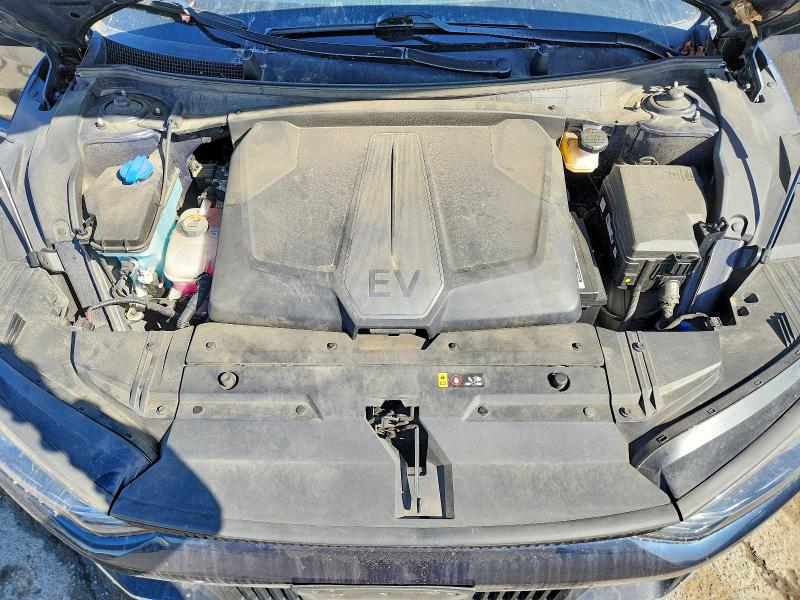 Photo 11 from auction – 2023 KIA EV6 LIGHT with VIN KNDC34LA6P5602513