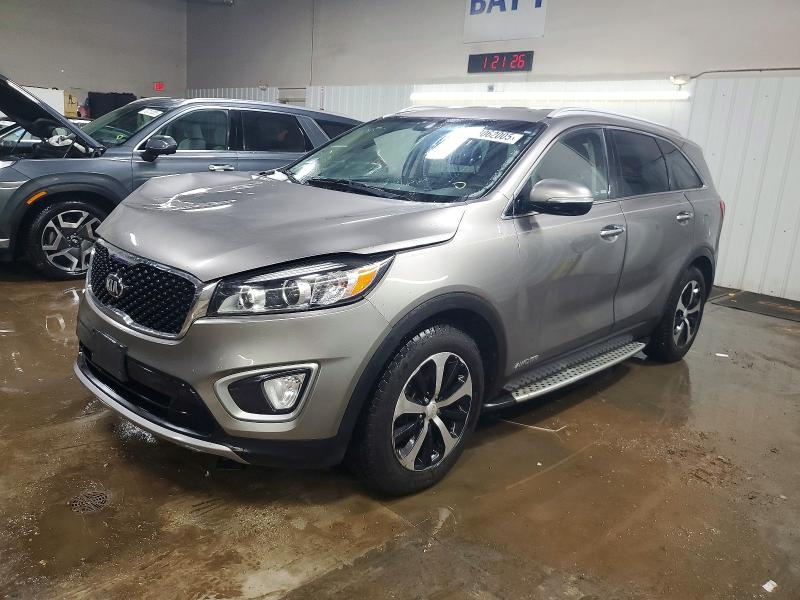 KIA SORENTO EX 2018 with VIN 5XYPHDA52JG418435 - Photo from auction