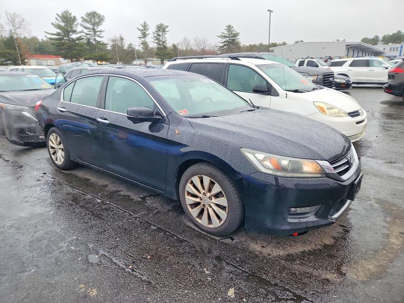 Photo 4 from auction – 2015 HONDA ACCORD EXL with VIN 1HGCR2F86FA106288