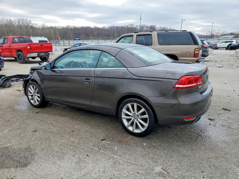 Photo 2 from auction – 2016 VOLKSWAGEN EOS with VIN WVWBW8AH6GV000186