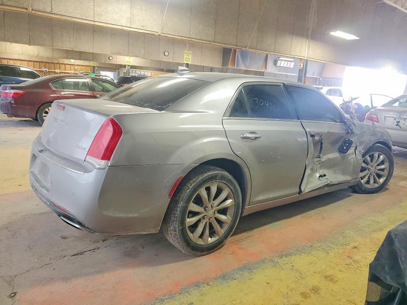 Photo 3 from auction – 2018 CHRYSLER 300 with VIN 2C3CCAKGXJH304362