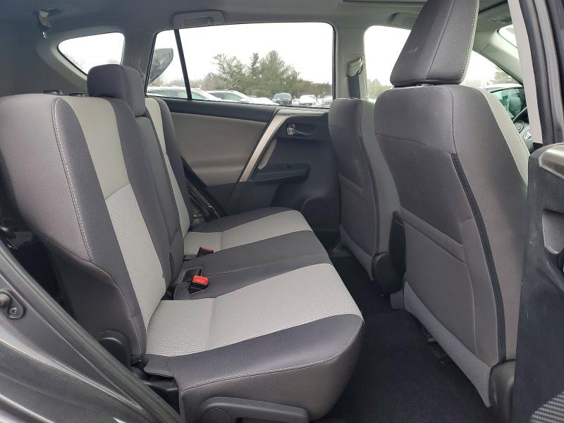 Photo 11 from auction – 2014 TOYOTA RAV4 XLE with VIN 2T3RFREV3EW206219