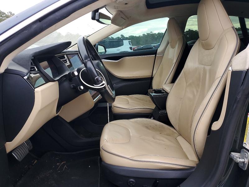 Photo 7 from auction – 2014 TESLA MODEL S with VIN 5YJSA1H19EFP51986