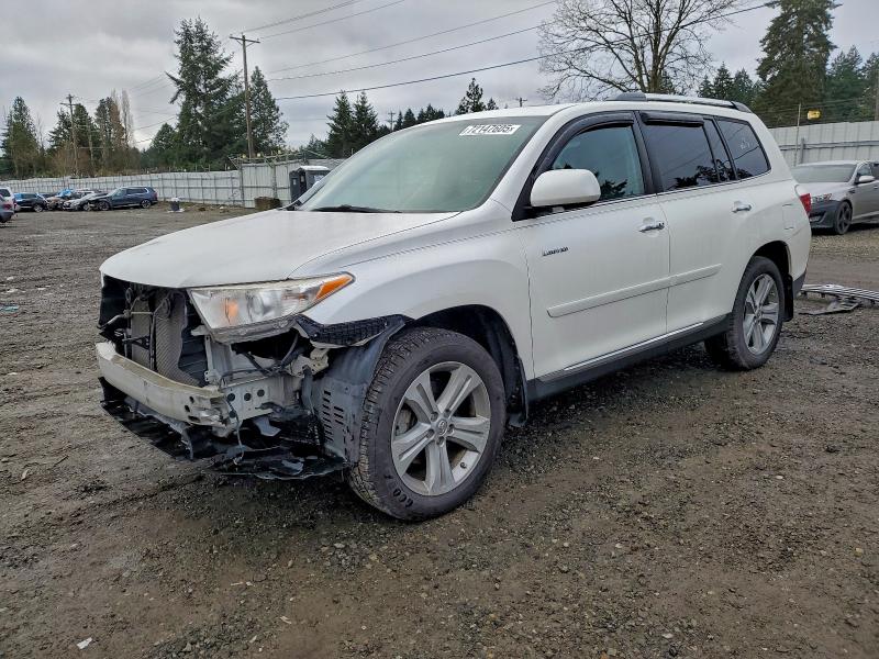 TOYOTA HIGHLANDER 2013 with VIN 5TDDK3EH5DS233645 - Photo from auction