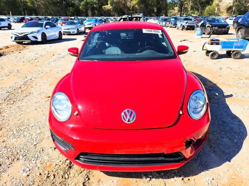 Photo 5 from auction – 2019 VOLKSWAGEN BEETLE with VIN 3VWFD7AT0KM716720