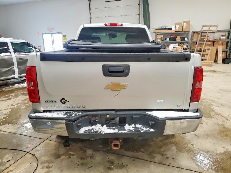 Photo 6 from auction – 2010 CHEVROLET SILVERADO with VIN 1GCSKSE35AZ117460
