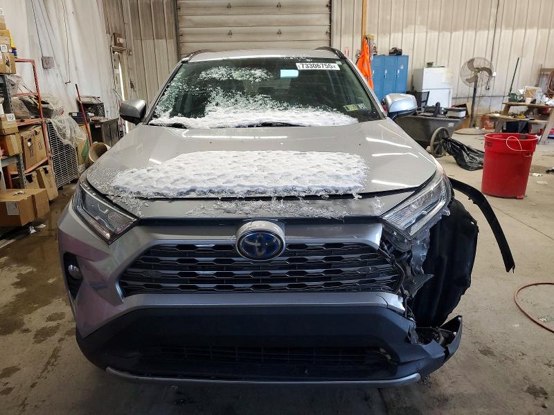 Photo 5 from auction – 2019 TOYOTA RAV4 LIMIT with VIN 2T3DWRFVXKW011352