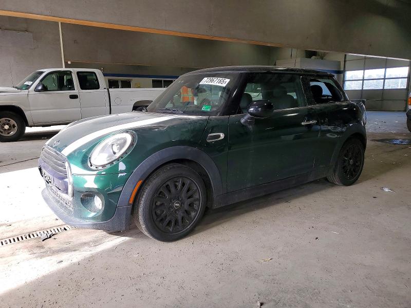 MINI COOPER 2016 with VIN WMWXP5C58G3B15422 - Photo from auction