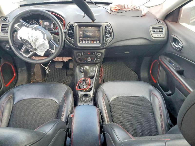 Photo 8 from auction – 2019 JEEP COMPASS with VIN 3C4NJDDB0KT786300