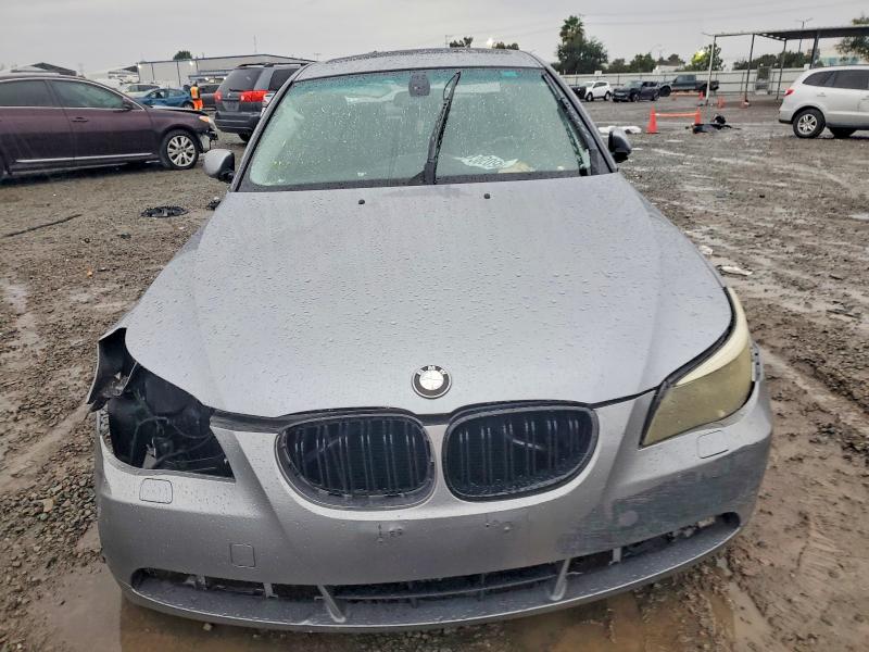 Photo 5 from auction – 2007 BMW 525 I with VIN WBANE53517CW67550