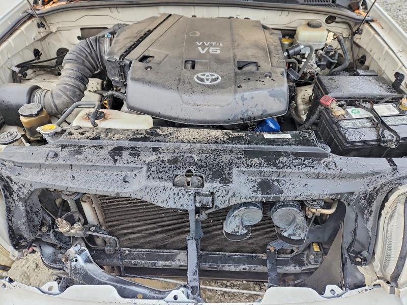 Photo 12 from auction – 2006 TOYOTA 4RUNNER SR with VIN JTEBU14R560102202