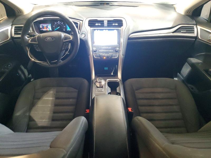 Photo 8 from auction – 2019 FORD FUSION SE with VIN 3FA6P0LU4KR124608