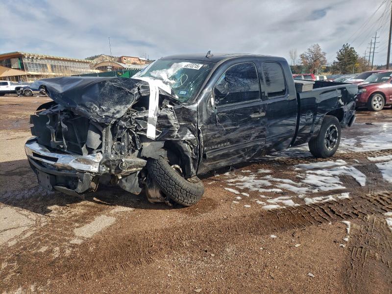 CHEVROLET SILVERADO 2011 with VIN 1GCRCREA6BZ147653 - Photo from auction