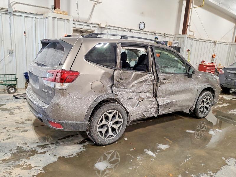 Photo 3 from auction – 2020 SUBARU FORESTER P with VIN JF2SKAJC0LH558780