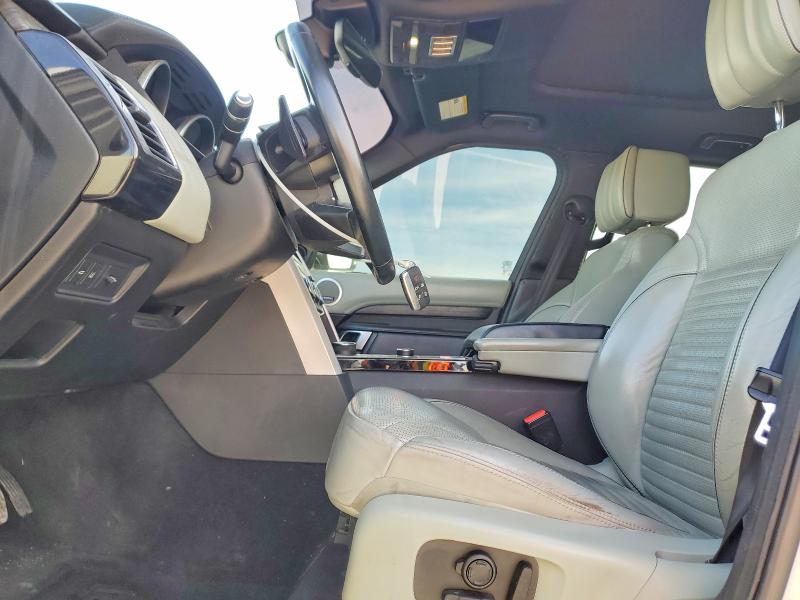 Photo 7 from auction – 2017 LAND ROVER DISCOVERY with VIN SALRHBBV4HA041413