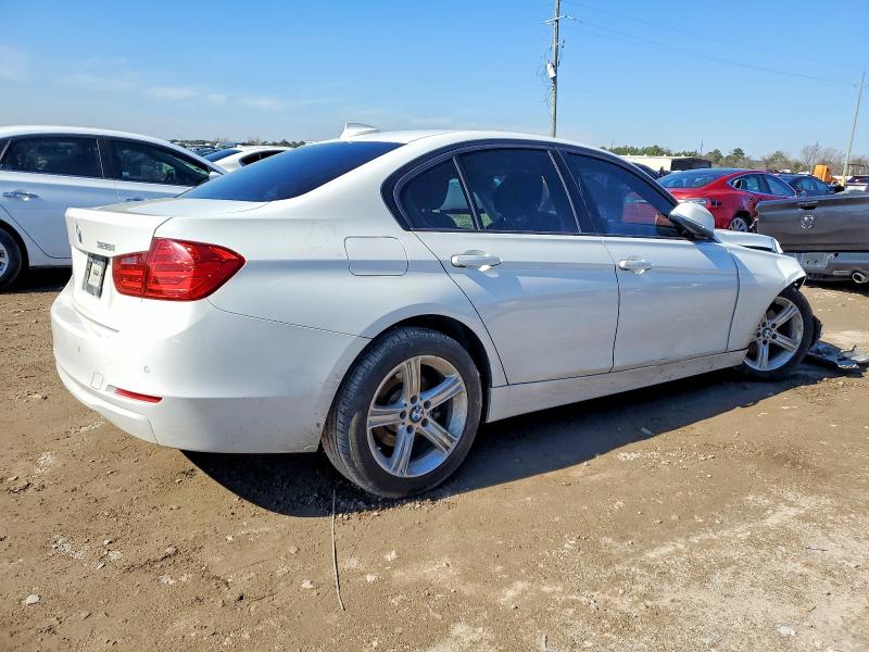 Photo 3 from auction – 2014 BMW 328 with VIN WBA3C1C5XEK116266