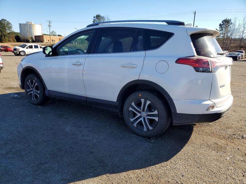 Photo 2 from auction – 2018 TOYOTA RAV4 LE with VIN JTMZFREV0JJ201570