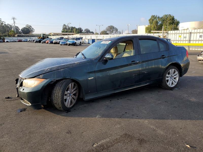 BMW 328 I 2007 with VIN WBAVA33567KX80710 - Photo from auction