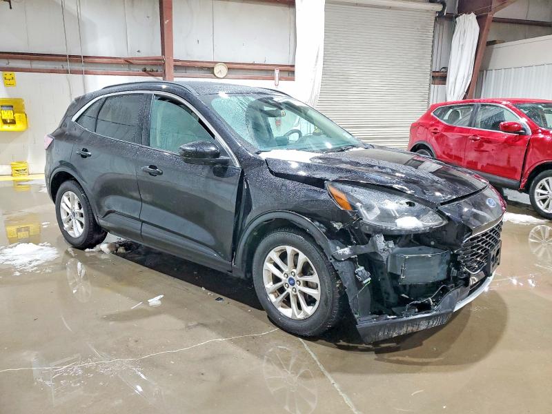 Photo 4 from auction – 2020 FORD ESCAPE with VIN 1FMCU0G69LUA97493