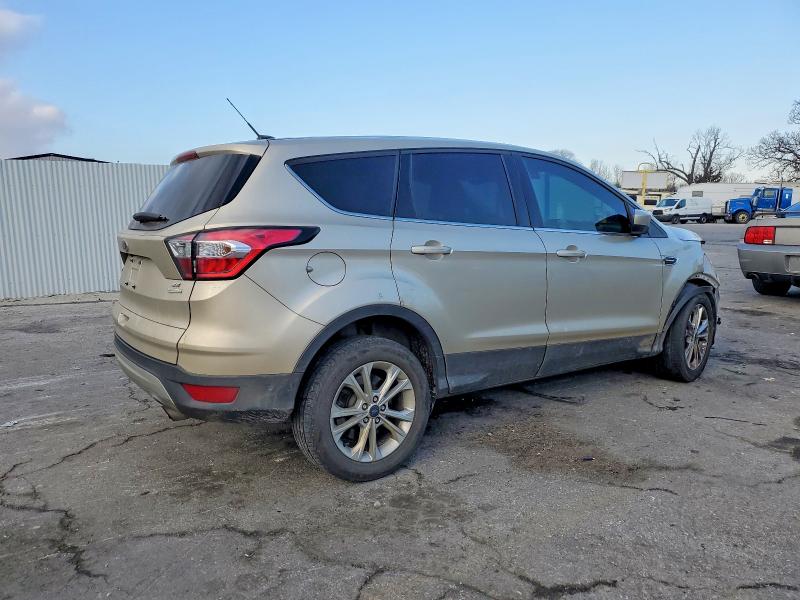 Photo 3 from auction – 2017 FORD ESCAPE with VIN 1FMCU0GD3HUC85917