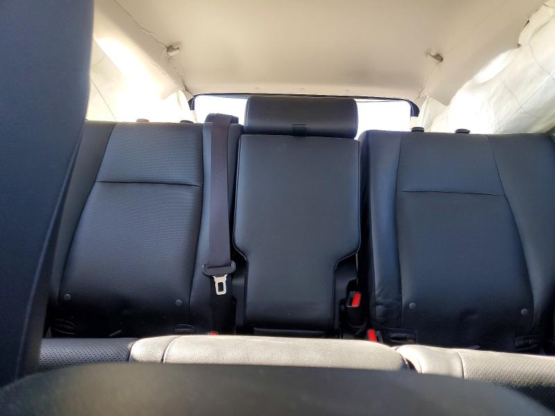 Photo 10 from auction – 2018 TOYOTA 4RUNNER SR with VIN JTEBU5JR2J5511314