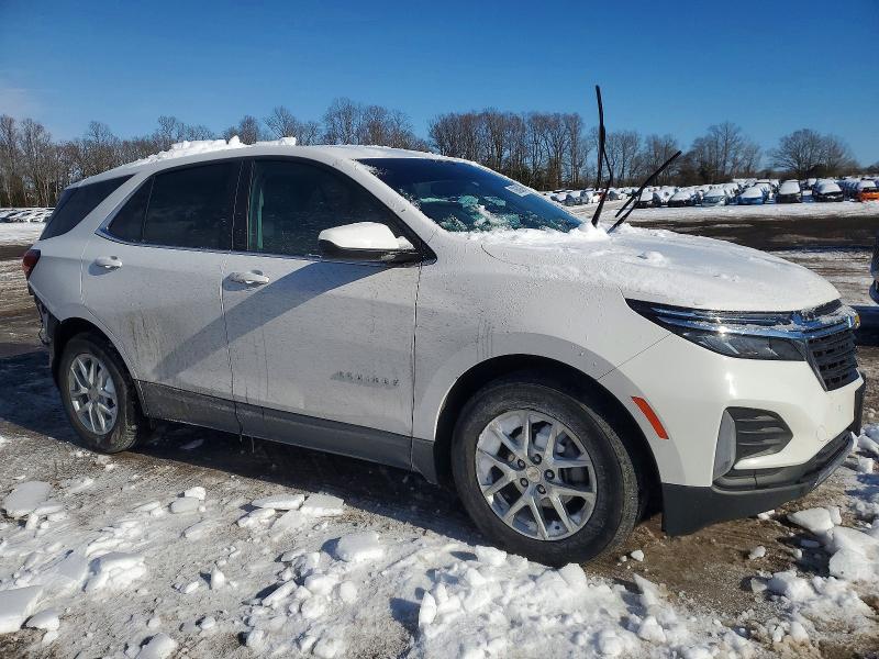 Photo 4 from auction – 2022 CHEVROLET EQUINOX with VIN 3GNAXKEV6NL123674