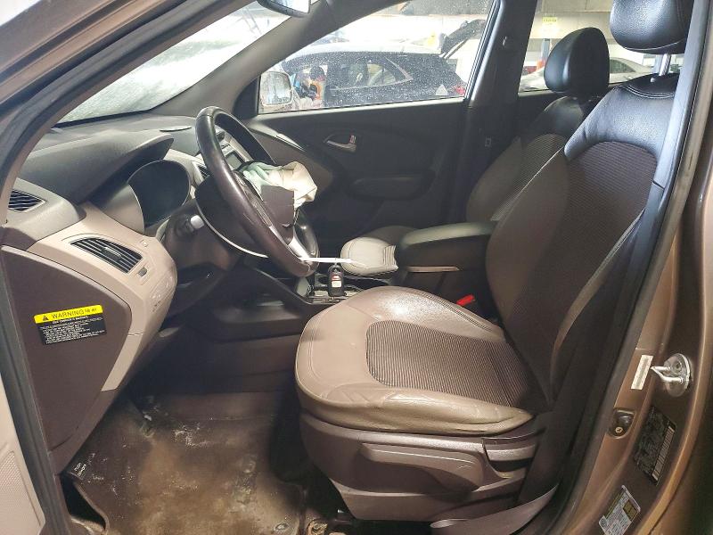 Photo 7 from auction – 2011 HYUNDAI TUCSON with VIN KM8JU3AC6BU272594