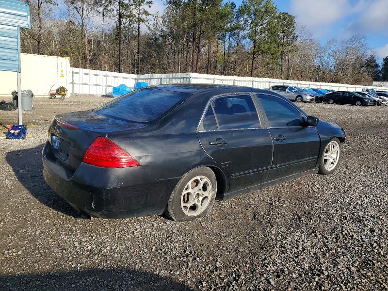 Photo 3 from auction – 2007 HONDA ACCORD LX with VIN 1HGCM564X7A009335