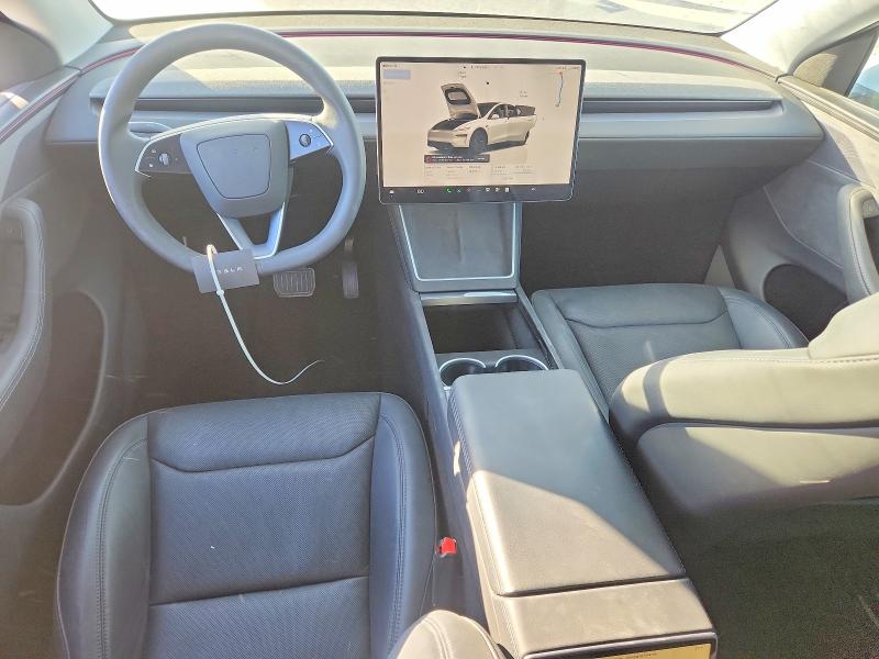 Снимка 8 от търг – 2026 TESLA MODEL Y с VIN 7SAYGDEE7TA391650
