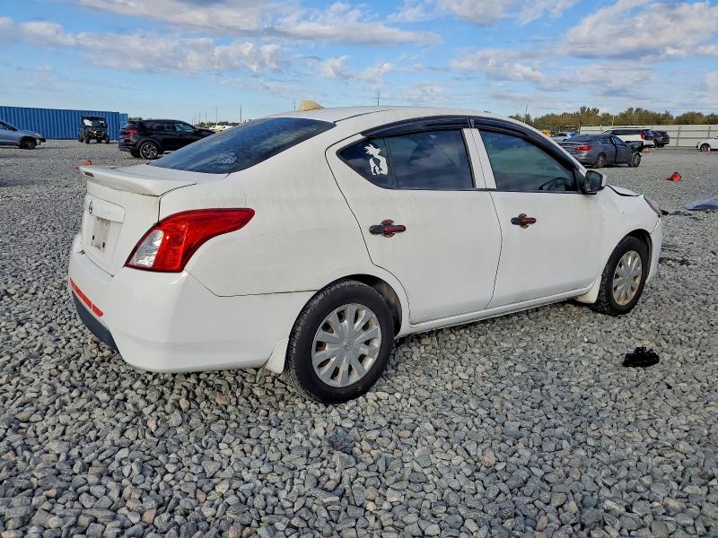 Photo 3 from auction – 2017 NISSAN VERSA S with VIN 3N1CN7AP7HL809189