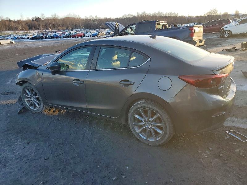 Photo 2 from auction – 2018 MAZDA 3 with VIN 3MZBN1W36JM178458