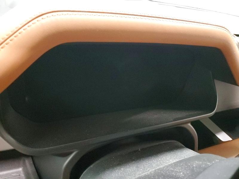 Photo 9 from auction – 2023 LAND ROVER DEFENDER 9 with VIN SALEJ6EX3P2239397