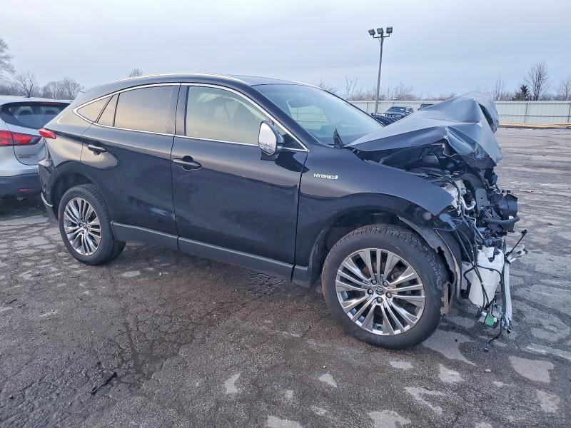Photo 4 from auction – 2021 TOYOTA VENZA LE with VIN JTEAAAAH7MJ002836
