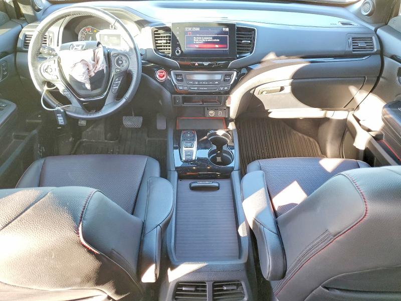 Photo 8 from auction – 2023 HONDA RIDGELINE with VIN 5FPYK3F82PB060988
