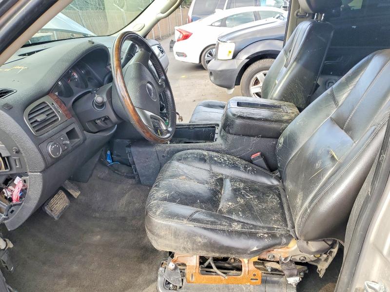 Photo 7 from auction – 2007 GMC YUKON DENA with VIN 1GKFK63837J156194