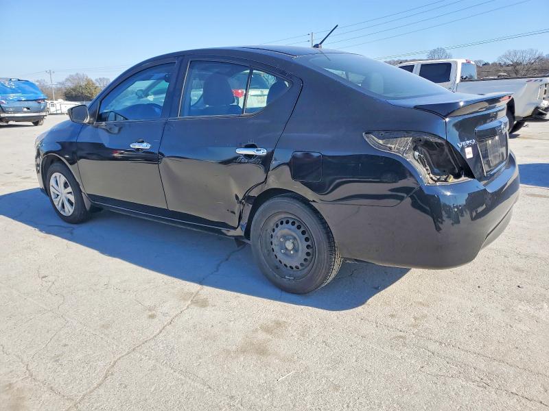Фото 2 с аукциона – 2017 NISSAN VERSA S с VIN 3N1CN7AP3HL908740