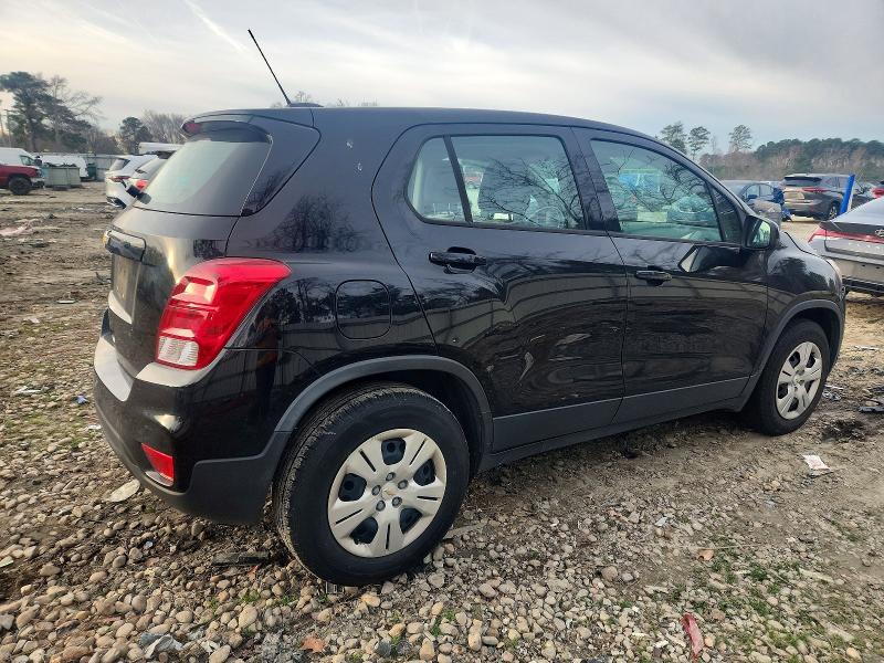 Фото 3 с аукциона – 2017 CHEVROLET TRAX с VIN 3GNCJKSB2HL287299