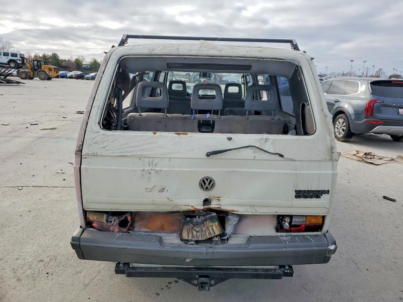 Photo 6 from auction – 1990 VOLKSWAGEN VANAGON with VIN WV2YB0256LH083575
